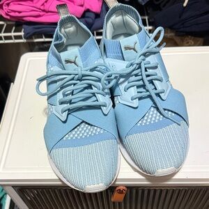 Women’s Puma Light Blue Athletic Shoes Evoknit Style